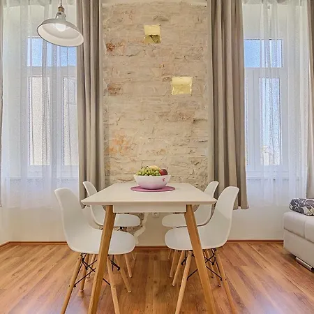 Zora & Natale 아파트