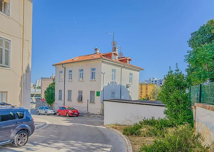 Lejlighed Zora & Natale *