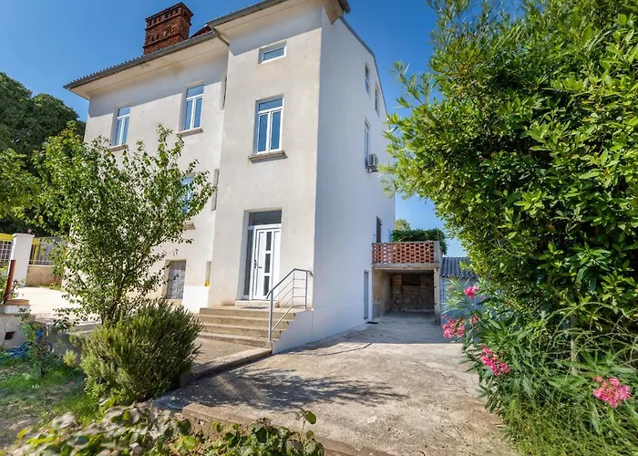 Apartment Zora & Natale Pula