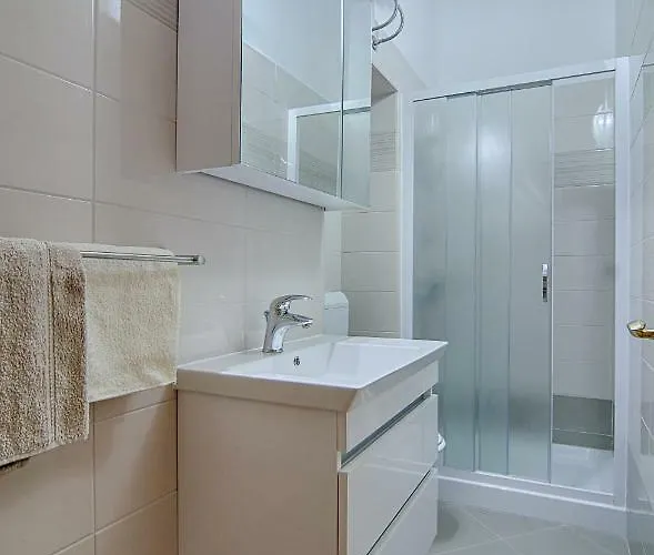 Apartment Zora & Natale Pula