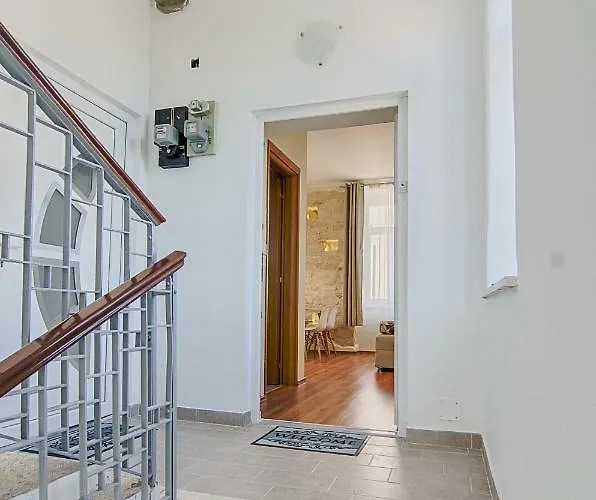 Zora & Natale * Pula