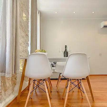 Zora & Natale דירה פולה