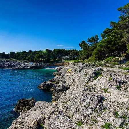 Zora & Natale דירה פולה